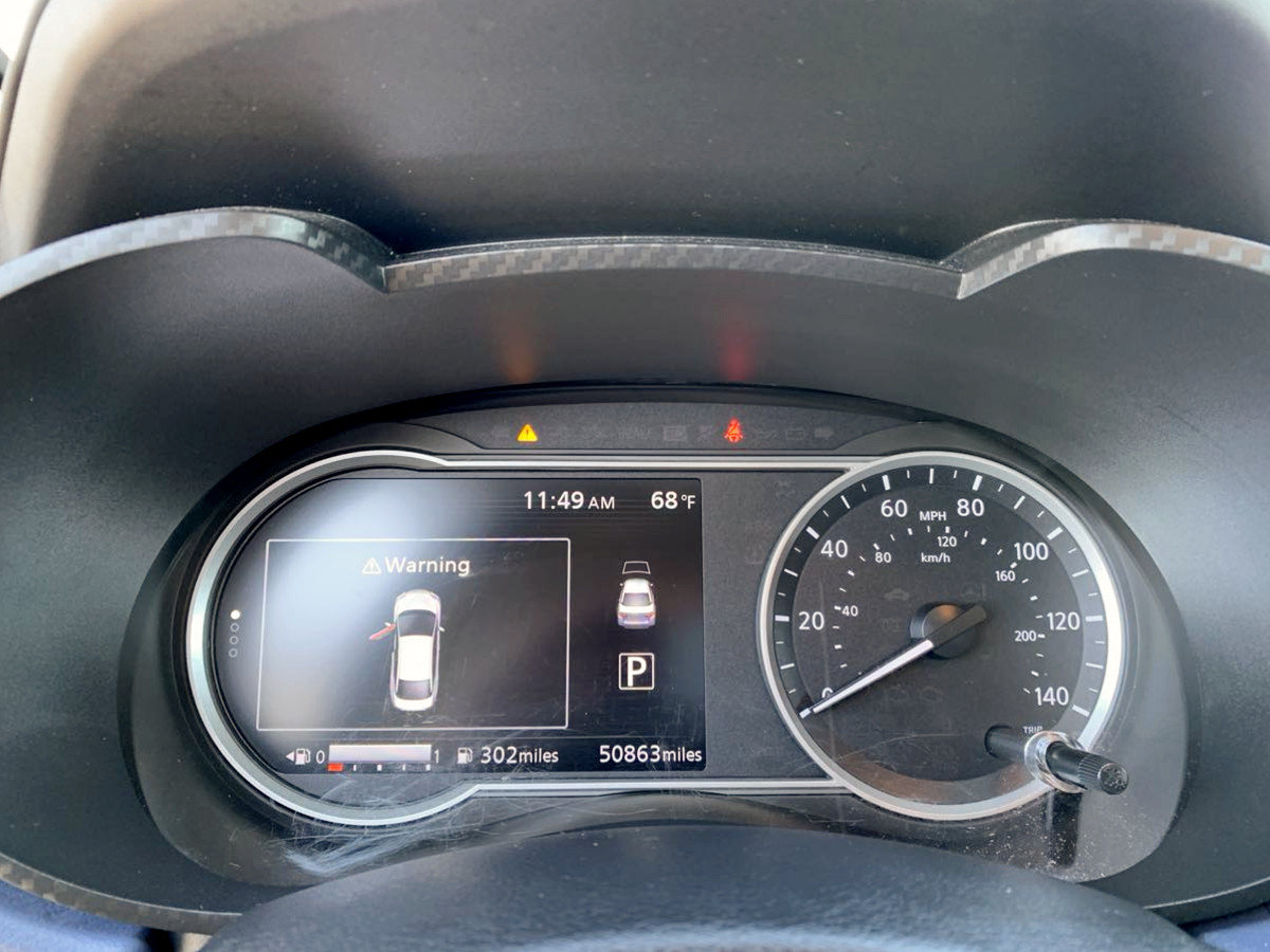 Used 2024 Nissan Versa SV FWD image 23
