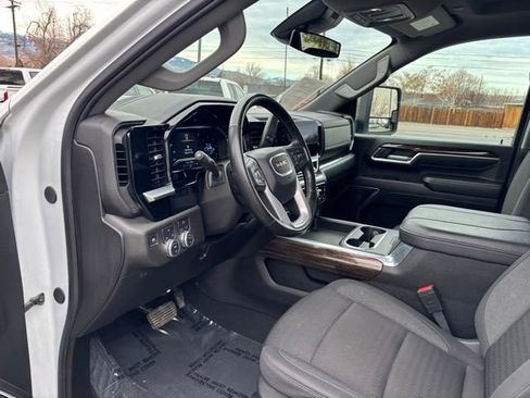 Used 2024 GMC Sierra 3500 SLE w/ SLE Value Package image 14