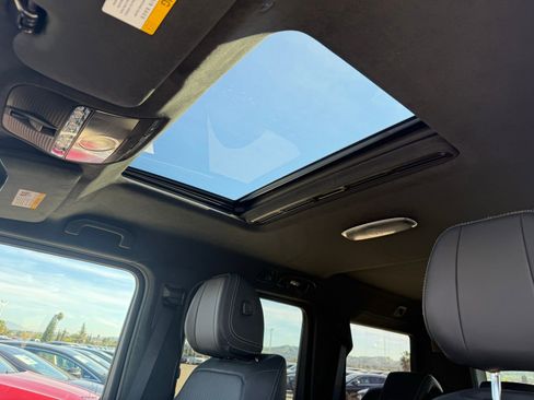 New 2026 Mercedes-Benz G 580 w/ EQ Technology image 18