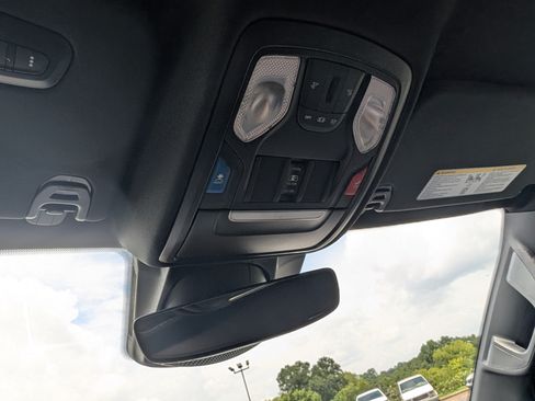 Used 2024 RAM 1500 Big Horn AWD/4WD image 30