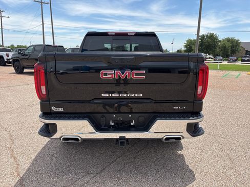 Used 2025 GMC Sierra 1500 SLT AWD/4WD image 5