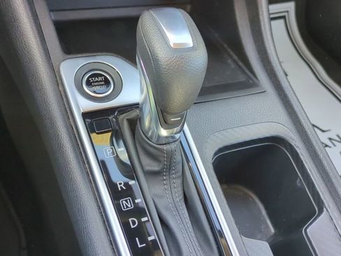 Used 2023 Nissan Sentra SV w/ Trunk Package image 19