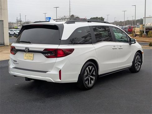New 2026 Honda Odyssey EX-L image 6
