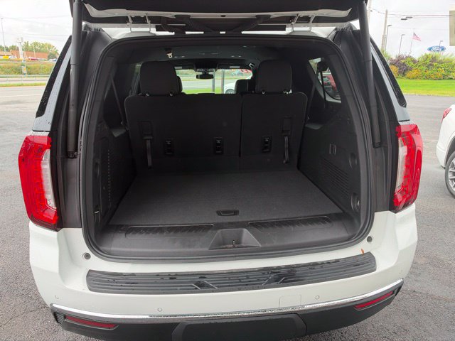 Used 2022 GMC Yukon XL SLT AWD/4WD image 19