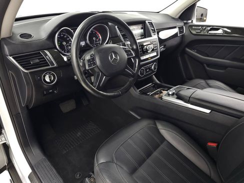 Used 2016 Mercedes-Benz GL 450 4MATIC image 17