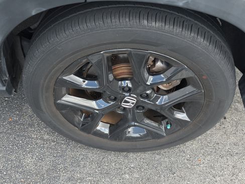 Certified 2023 Honda HR-V Sport image 9