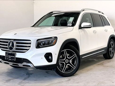 New 2026 Mercedes-Benz GLB 250 4MATIC image 2