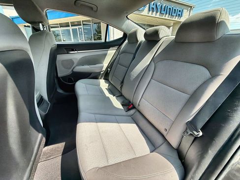 Used 2018 Hyundai Elantra SEL w/ Cargo Package FWD image 22