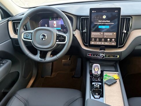 New 2026 Volvo XC60 B5 Core w/ Protection Package Premier image 11