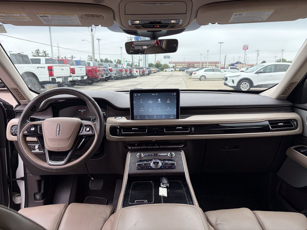Used 2020 Lincoln Aviator Reserve w/ Equipment Group 202A AWD/4WD image 26