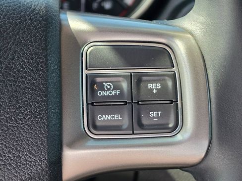 Used 2019 Dodge Journey Crossroad FWD image 18