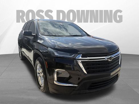 Used 2022 Chevrolet Traverse LS FWD image 3