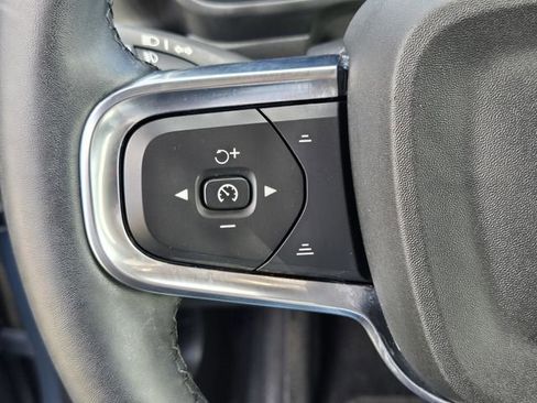 Certified 2023 Volvo C40 Recharge Core image 24