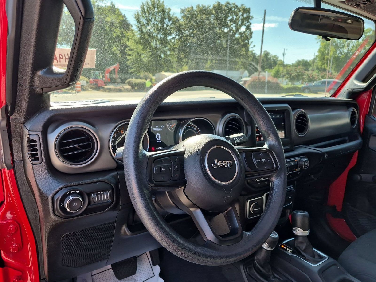 Used 2022 Jeep Wrangler Sport AWD/4WD image 10