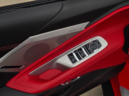 Used 2023 Chevrolet Corvette Stingray Premium Conv w/ Z51 Performance Package image 12