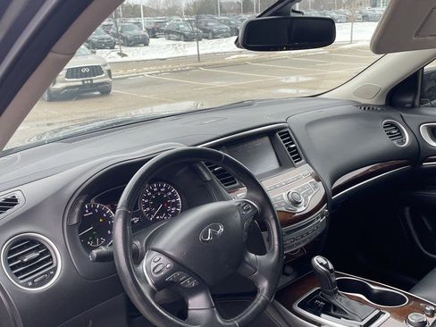 Used 2019 INFINITI QX60 Luxe w/ Sensory Package image 3
