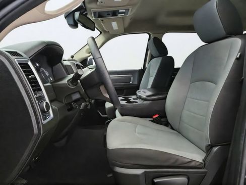 Used 2022 RAM 1500 Classic SLT w/ Electronics Group AWD/4WD image 10