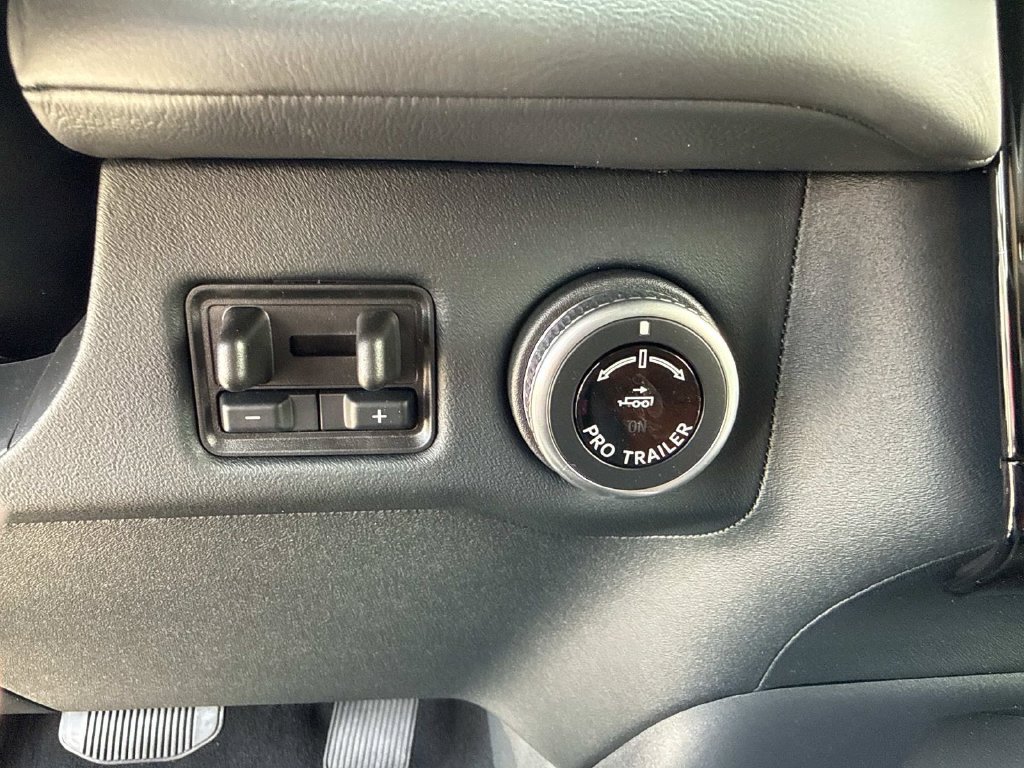 New 2026 Lincoln Navigator Black Label AWD/4WD image 31