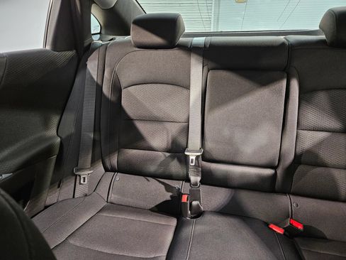 Used 2024 Chevrolet Malibu LT FWD image 12