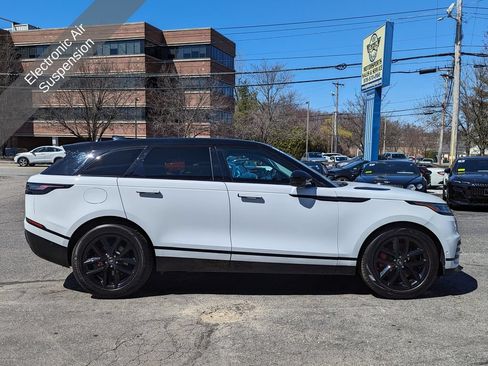 Used 2025 Land Rover Range Rover Velar Dynamic SE AWD/4WD image 7