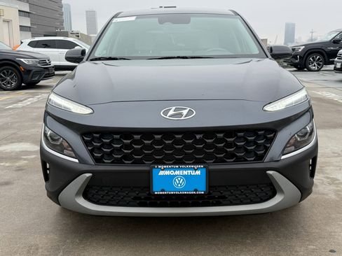 Used 2022 Hyundai Kona SE image 5