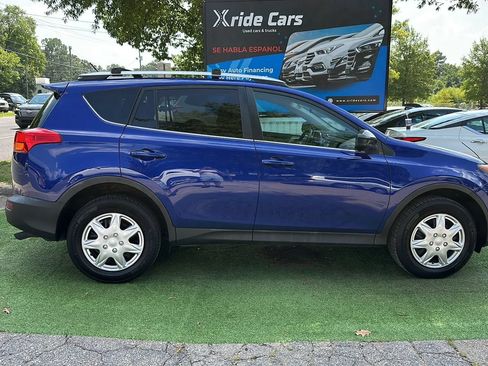 Used 2015 Toyota RAV4 LE AWD/4WD image 7