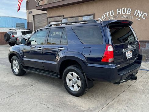 Used 2006 Toyota 4Runner SR5 RWD image 7