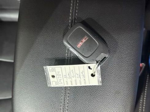 Certified 2022 GMC Terrain SLT image 23