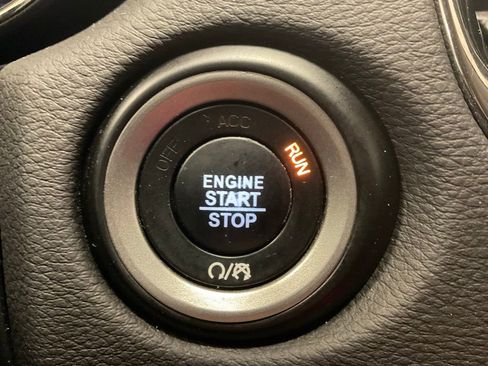 Used 2018 Dodge Durango GT image 21