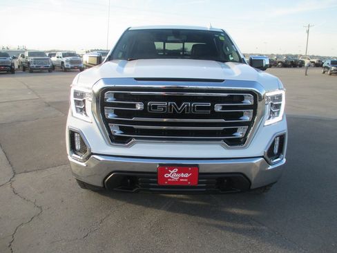Used 2022 GMC Sierra 1500 SLT w/ SLT Premium Package image 11