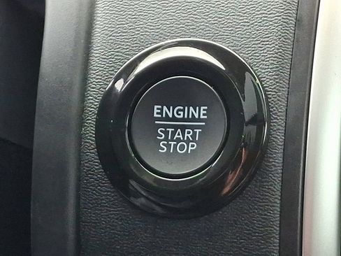 Used 2025 Ford Expedition Active AWD/4WD image 27