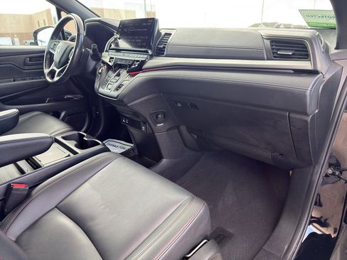 Used 2025 Honda Odyssey Sport-L image 39