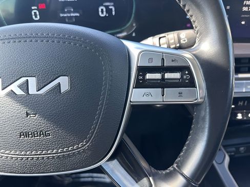 Used 2023 Kia Telluride S image 15