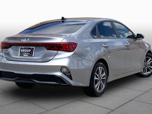 Used 2024 Kia Forte LXS w/ LXS Technology Package FWD image 13