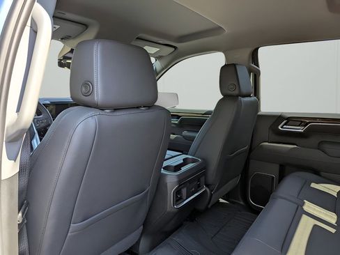 New 2026 GMC Sierra 1500 Elevation w/ Elevation Premium Package image 9