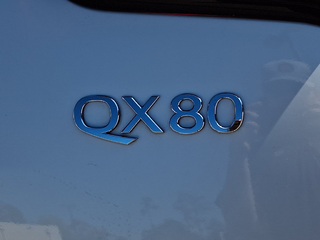 Used 2024 INFINITI QX80 Sensory AWD/4WD image 32