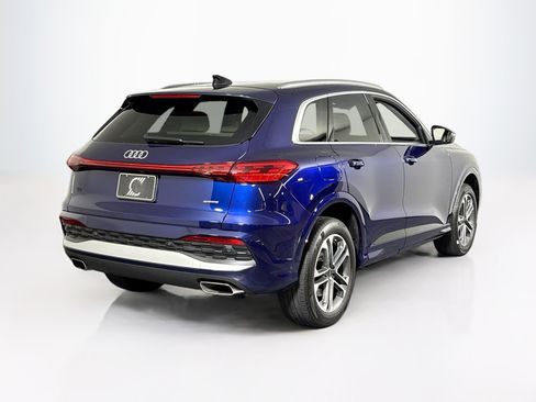 Used 2025 Audi Q5 Premium w/ Convenience Package AWD/4WD image 5