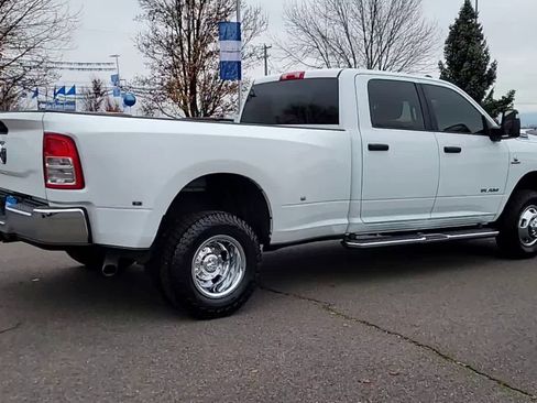 Used 2023 RAM 3500 Big Horn w/ Level 1 Equipment Group image 8