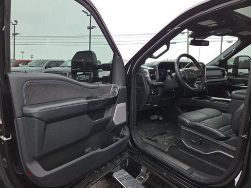 Used 2025 Ford F250 Platinum image 7