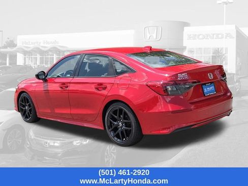 Used 2024 Honda Civic Sport image 4