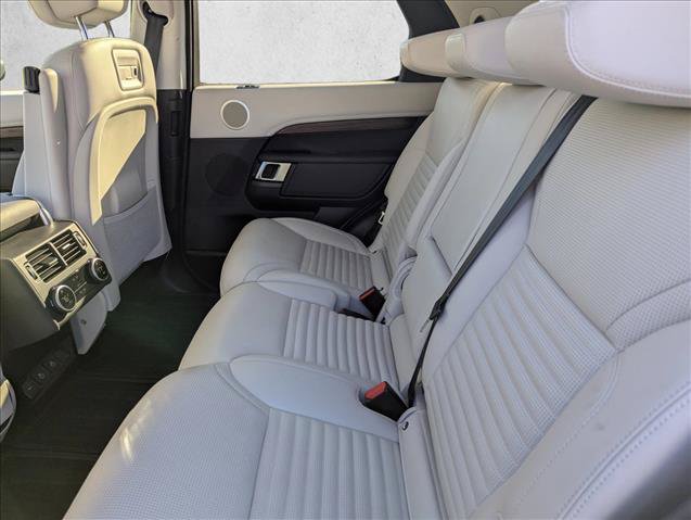 Used 2024 Land Rover Discovery S AWD/4WD image 26