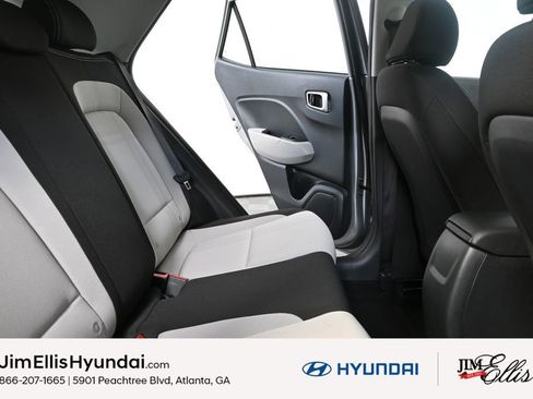Certified 2023 Hyundai Venue SEL image 22