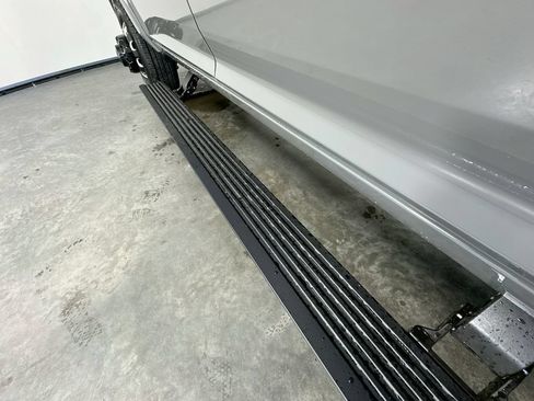 New 2026 RAM 3500 Limited AWD/4WD image 22