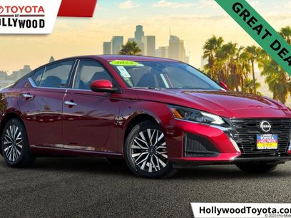 Used 2023 Nissan Altima 2.5 SV