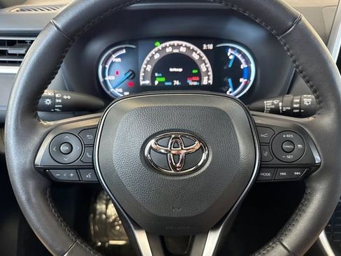 Certified 2025 Toyota RAV4 SE w/ Convenience Package AWD/4WD image 28