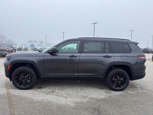 New 2026 Jeep Grand Cherokee L 4WD image 6