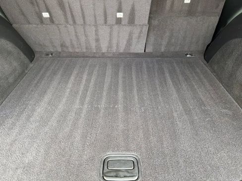 Used 2021 Jeep Grand Cherokee Limited w/ Luxury Group II image 16