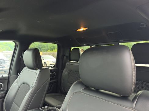Used 2023 RAM 1500 Big Horn AWD/4WD image 10