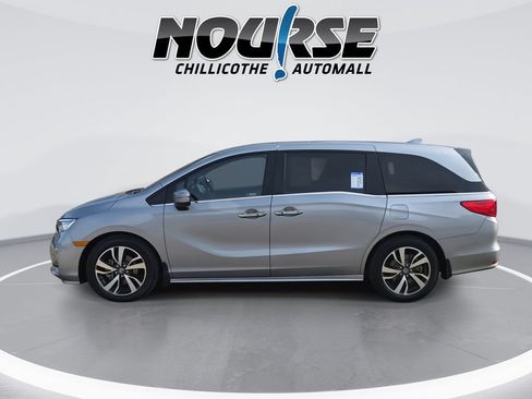 Certified 2024 Honda Odyssey Touring image 5