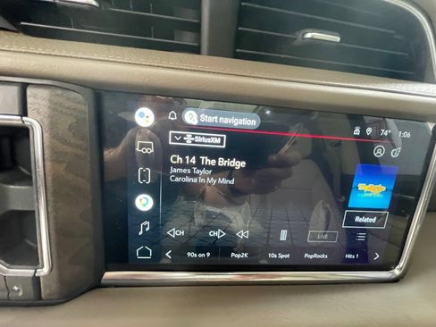 Used 2022 GMC Yukon XL Denali AWD/4WD image 29